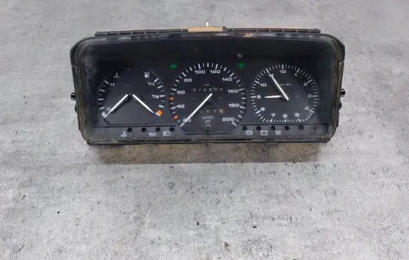 Volkswagen Transporter - Caravelle T4 Speedometer (instrument cluster)