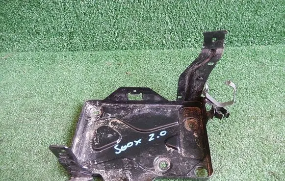 Fiat 500X Battery tray 