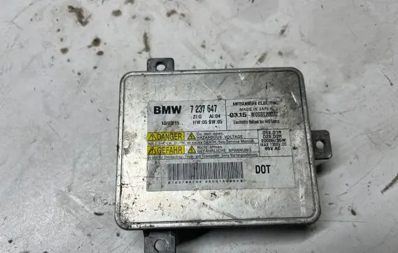 BMW X1 E84 Headlight ballast module Xenon 7237647 W003T2007 W0D3T20071