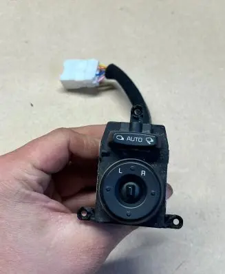 KIA Carens III Wing mirror switch 93540A4000 299119276