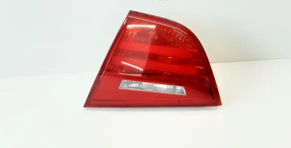 BMW 3 E90 E91 Tailgate rear/tail lights 7154156