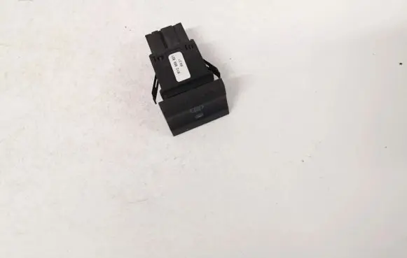 Windscreen/window heater switch