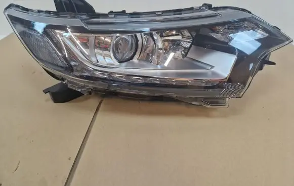 Mitsubishi Outlander Headlights/headlamps set 22A20
