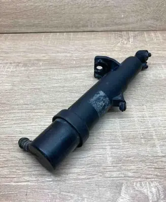 Mercedes-Benz E W210 Windscreen/windshield washer pump MBWasherPump LeftSide