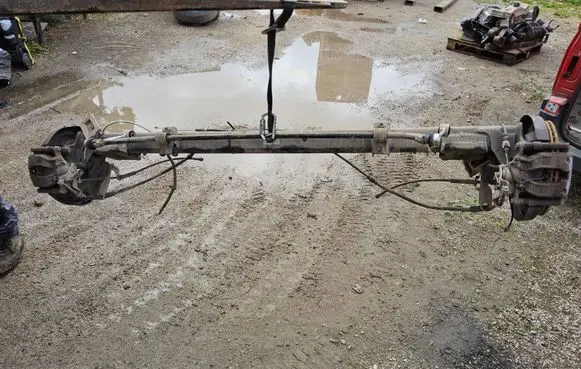 Volkswagen Crafter Rear axle beam