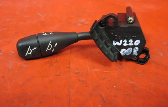 Mercedes-Benz S W220 Steering wheel adjustment handle/lever A2205450022