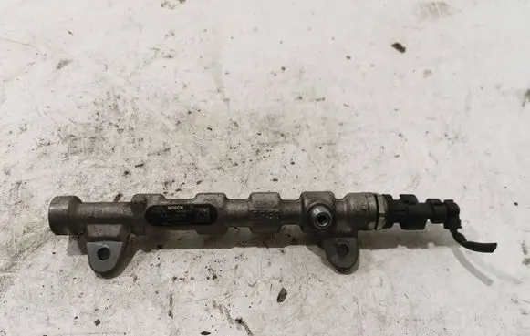 Opel Insignia A Fuel main line pipe 55576177 0445214221 4641802
