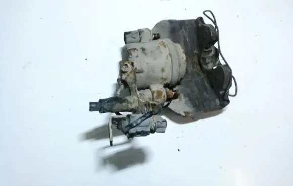 Volkswagen PASSAT B5 Front brake caliper