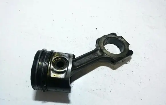 Alfa Romeo 156 Piston with connecting rod