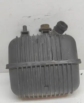 Audi A6 S6 C6 4F Vacuum air tank 8E0129955
