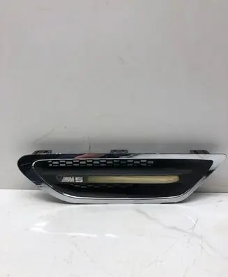 BMW 5 F10 F11 Front fender indicator light 7903879