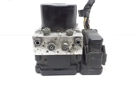 Volvo V40 ABS Pump 31423315 P31423315