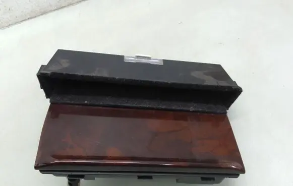 Audi A8 S8 D2 4D Car ashtray 4D0857951
