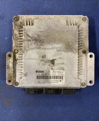 Renault Scenic I Engine control unit/module 0281001934 H0M8200039569 8200078730