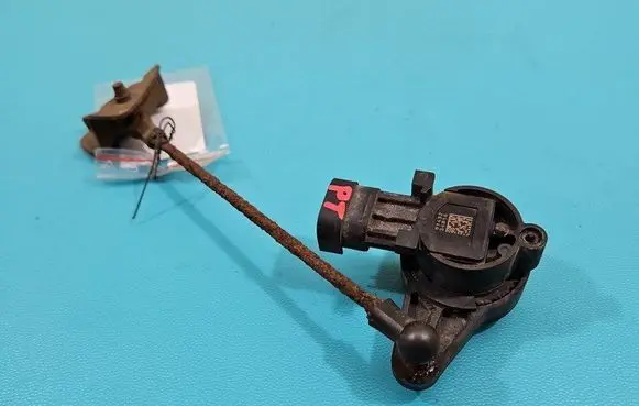 Opel Mokka Headlight ballast module Xenon 95137279 IMPRK1476828