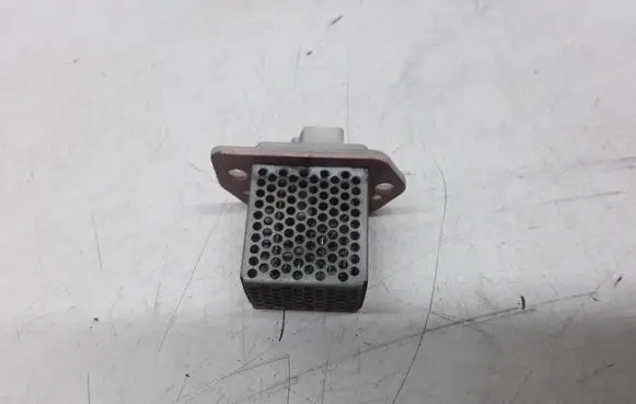 Subaru Forester SF Heater blower motor/fan resistor 5066088