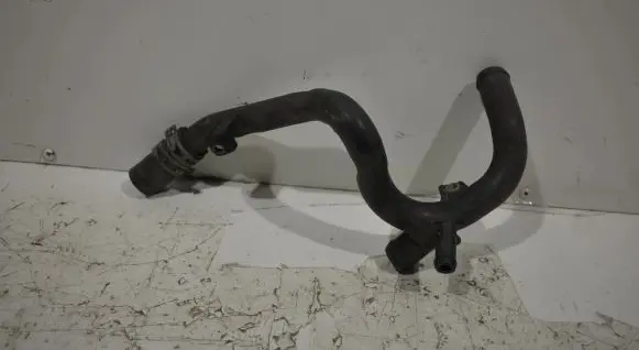 Mercedes-Benz B W245 Engine coolant pipe/hose A6402001452