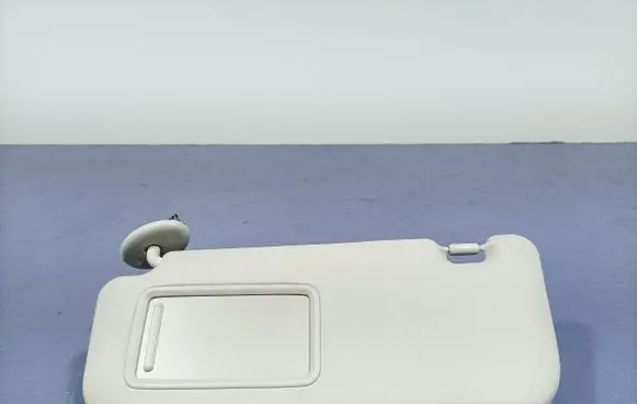 Toyota Urban Cruiser (XP110) Sun visor