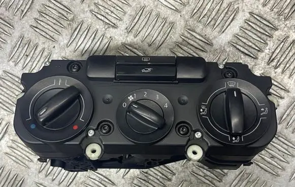 Volkswagen Caddy Climate control unit 537011CF 74731000