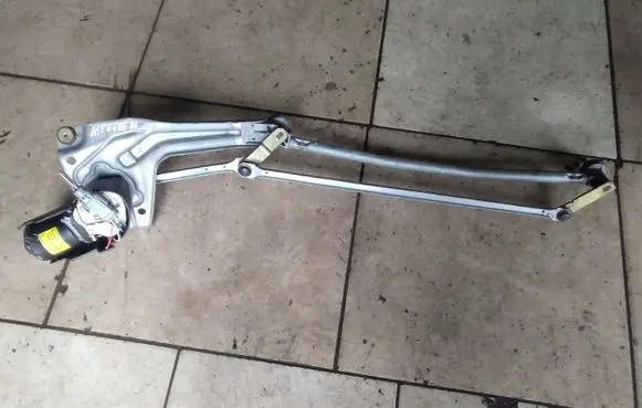 Renault Megane I Front wiper linkage 53548402