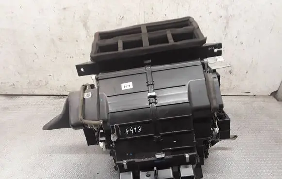 KIA Opirus Interior heater climate box assembly 