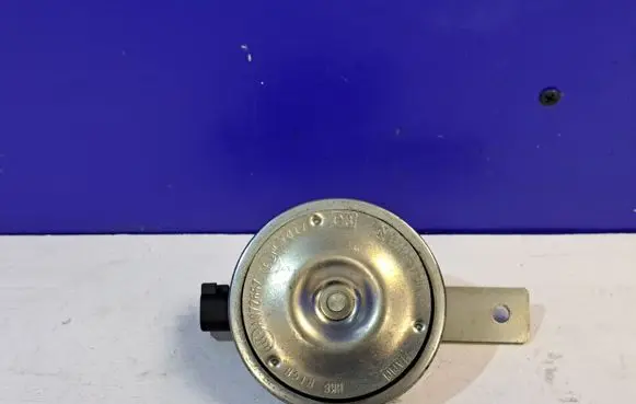 Jaguar XE Horn signal A072657