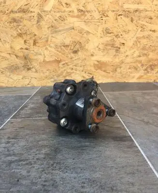 Audi A4 S4 B8 8K Power steering pump 8K0145154