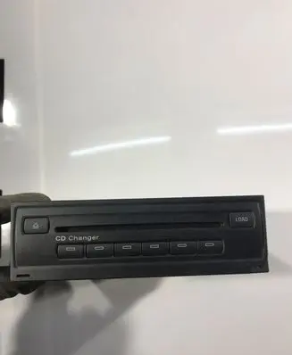 Audi A6 S6 C6 4F CD/DVD changer 4E0035110A 4E0910110A