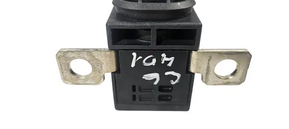 Audi A6 S6 C6 4F Battery relay fuse 4F0915519