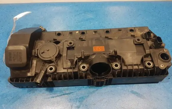BMW 7 E38 Rocker cam cover 751807401
