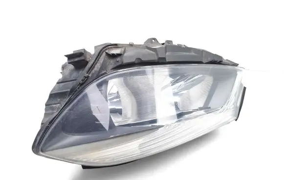 Mercedes-Benz A W176 Headlight/headlamp A1768200361 1LG010.818-03