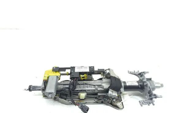 BMW X6 E71 Steering wheel axle 6786603 32306786603al04
