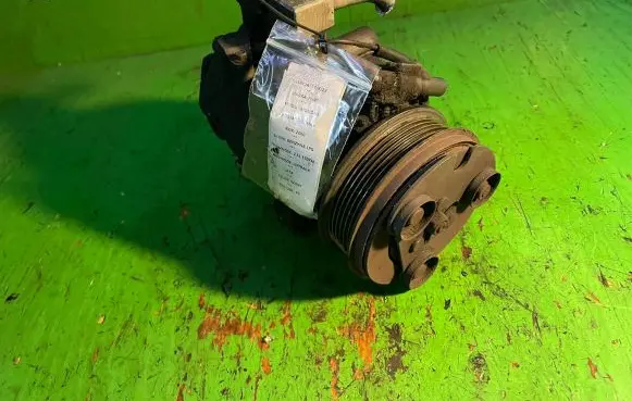 Ford Mondeo Mk III Air conditioning (A/C) compressor (pump)
