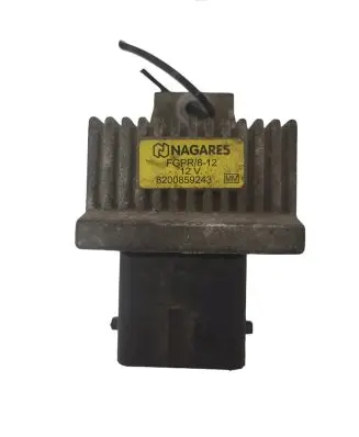 Renault Megane III Glow plug pre-heat relay 8200859243