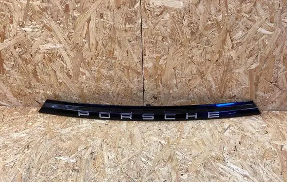 Porsche Panamera (971) Trim molding 971827044D041