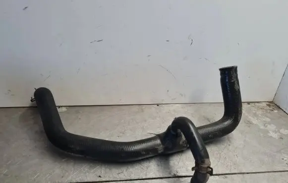 Volkswagen Transporter - Caravelle T4 Engine coolant pipe/hose 0441211016