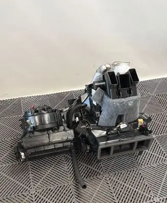 Skoda Octavia Mk4 Interior heater climate box assembly 5WB816005