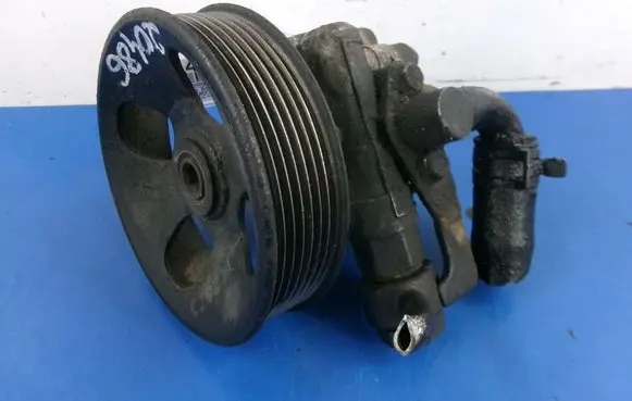 KIA Sorento Power steering pump