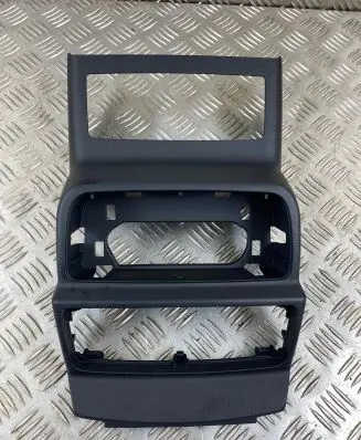 Audi Q7 4M Other center console (tunnel) element 4M0864147A