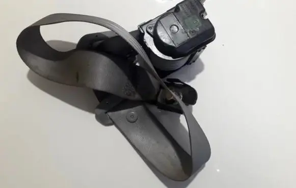 KIA Carnival Rear seatbelt e40427212 h2-cuj09110-8