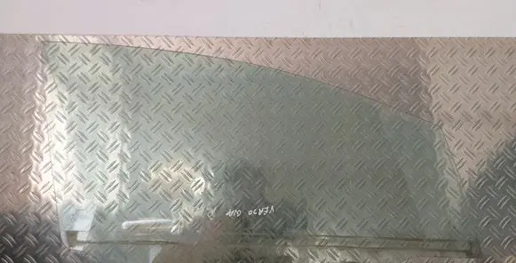 Toyota Verso Front door window glass four-door 43R00097