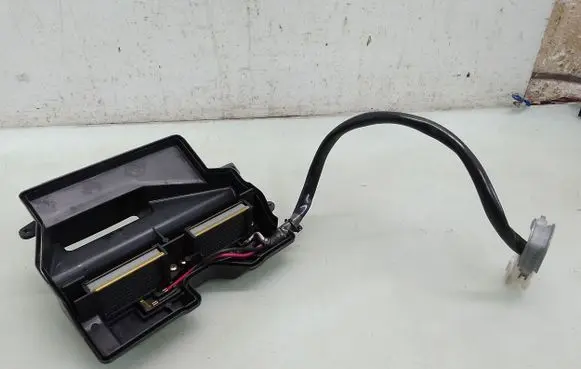 Toyota Prius (NHW20) Heater blower motor/fan resistor