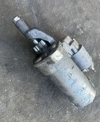 Volkswagen PASSAT B5.5 Starter motor