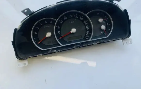 KIA Sorento Speedometer (instrument cluster) 940133e190 94013-3e190