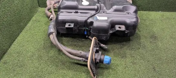 Renault Trafic III (X82) AdBlue liquid reservoir 172A22038R 1024766 25887801