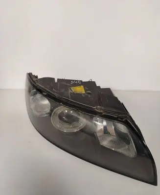 Volvo S40 Headlight/headlamp 30678899