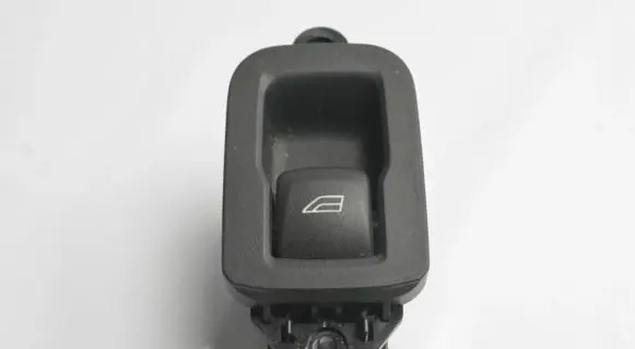 Volvo S60 Electric window control switch 312772013