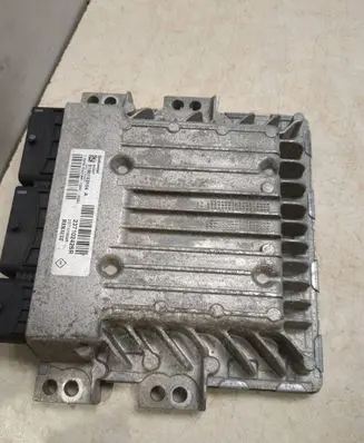 Renault Scenic III - Grand scenic III Engine control unit/module S180153104A 237102426R 237101908r