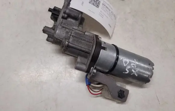 BMW X5 E53 Seat adjustment motor 1137401 115704