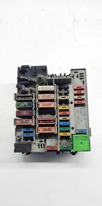 Citroen Xsara Fuse module 256090 96280244
